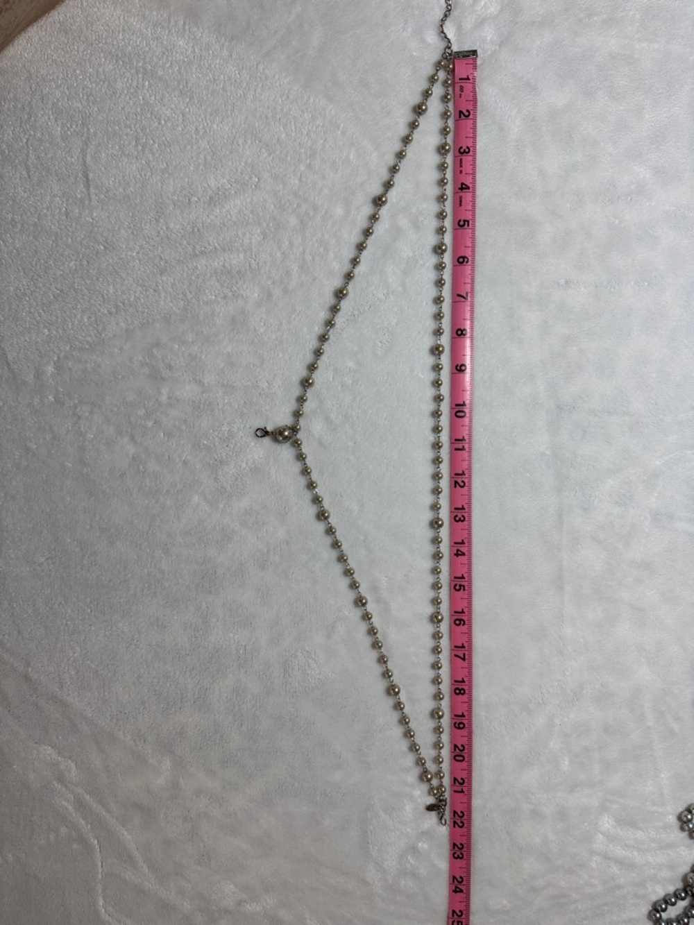 Jewel Kade Classic Cream Pearl Necklace with Silver Chain. - Picture 5 of 6